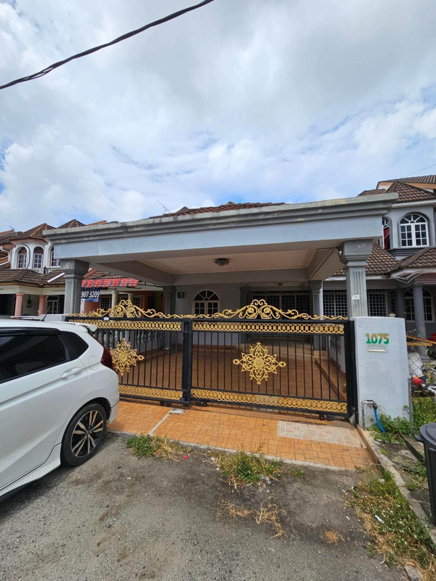 Ruhani Homestay 3 Kb - 4 Bedroom Fully Airconditioned With Wifi & Netflix Kota Bharu Exterior photo