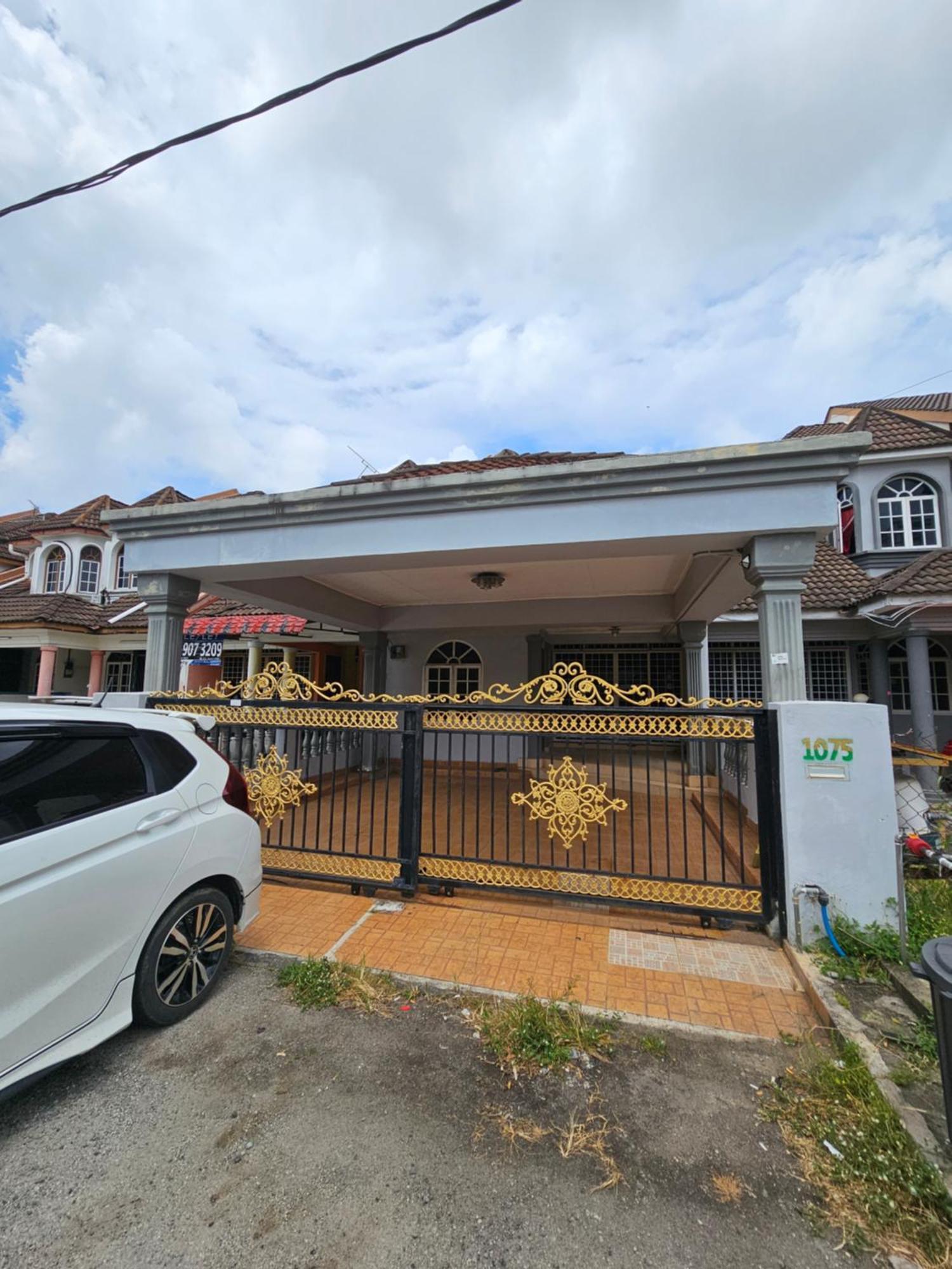 Ruhani Homestay 3 Kb - 4 Bedroom Fully Airconditioned With Wifi & Netflix Kota Bharu Exterior photo