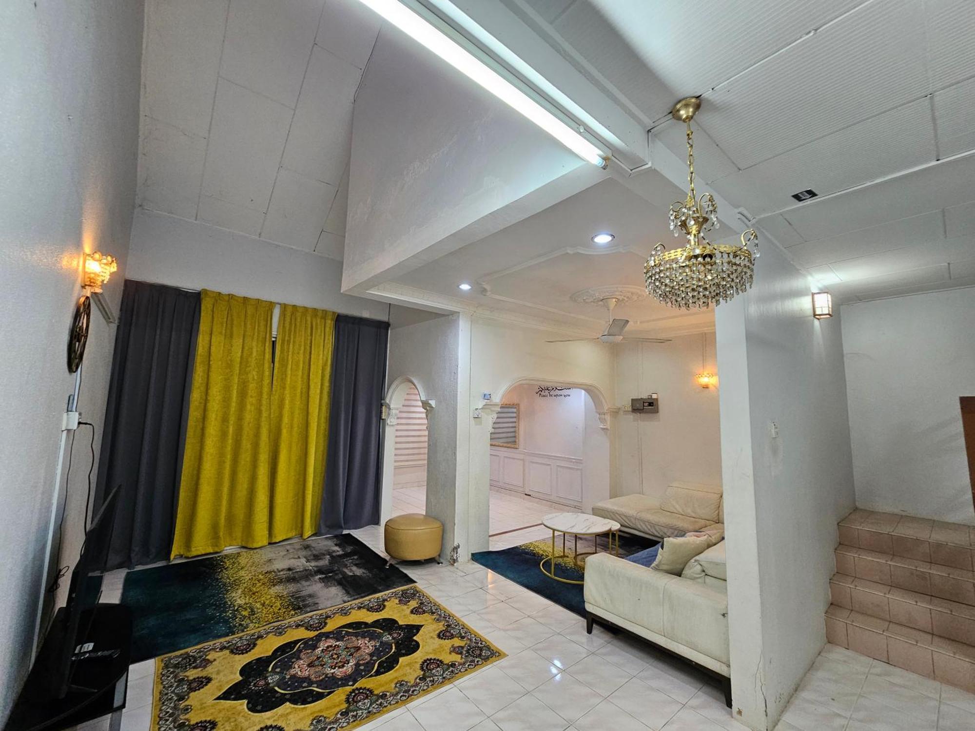 Ruhani Homestay 3 Kb - 4 Bedroom Fully Airconditioned With Wifi & Netflix Kota Bharu Exterior photo