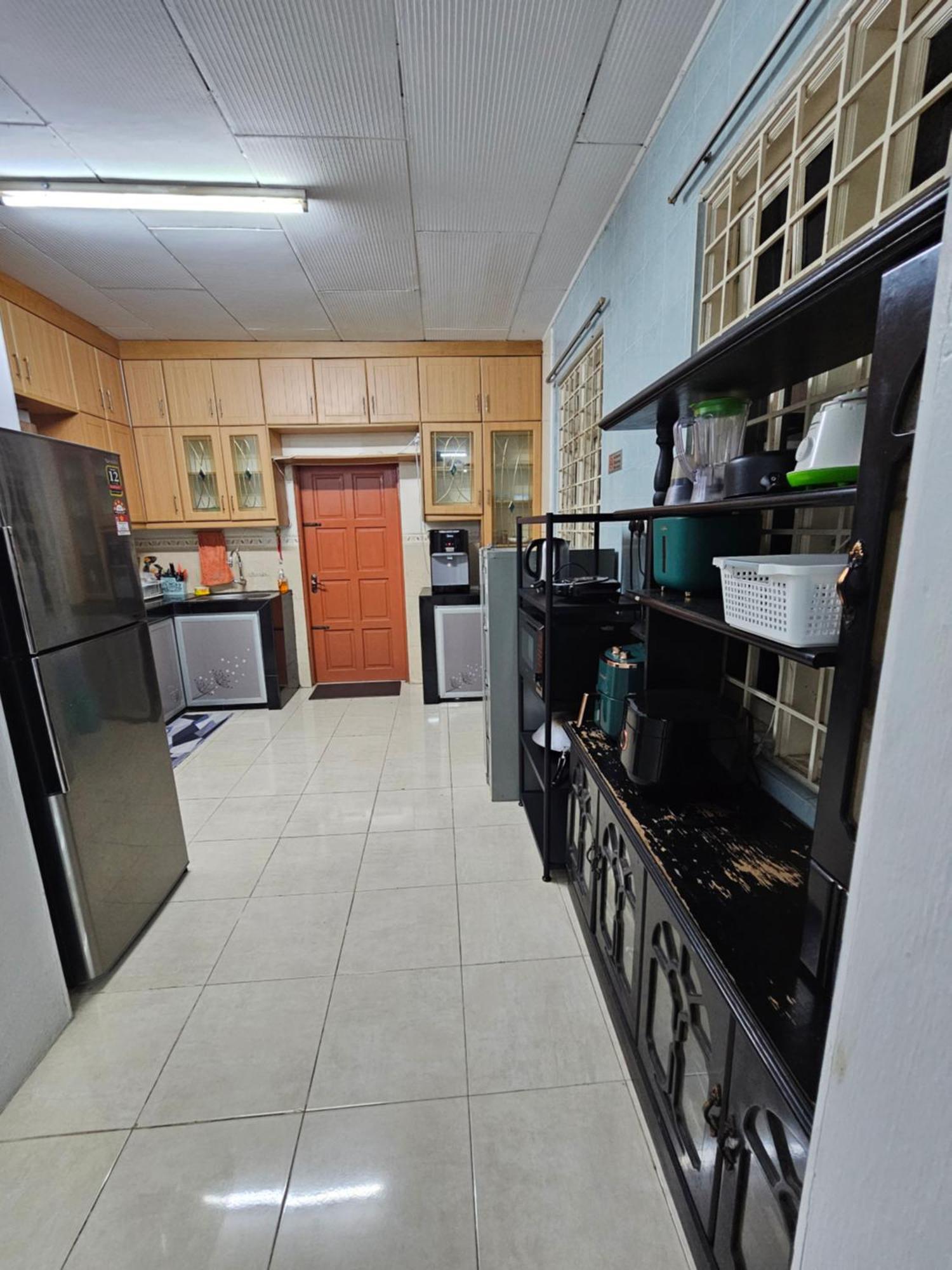 Ruhani Homestay 3 Kb - 4 Bedroom Fully Airconditioned With Wifi & Netflix Kota Bharu Exterior photo