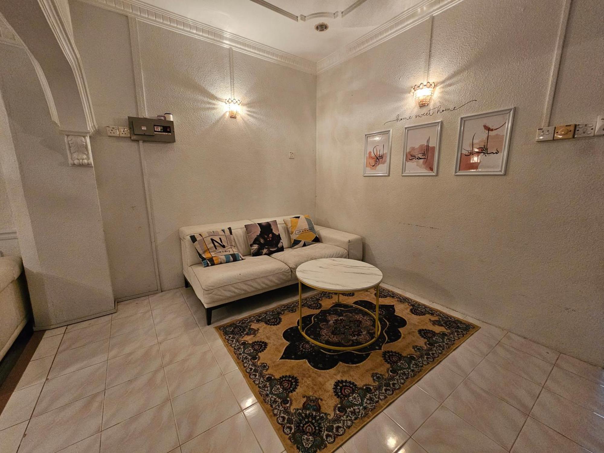 Ruhani Homestay 3 Kb - 4 Bedroom Fully Airconditioned With Wifi & Netflix Kota Bharu Exterior photo