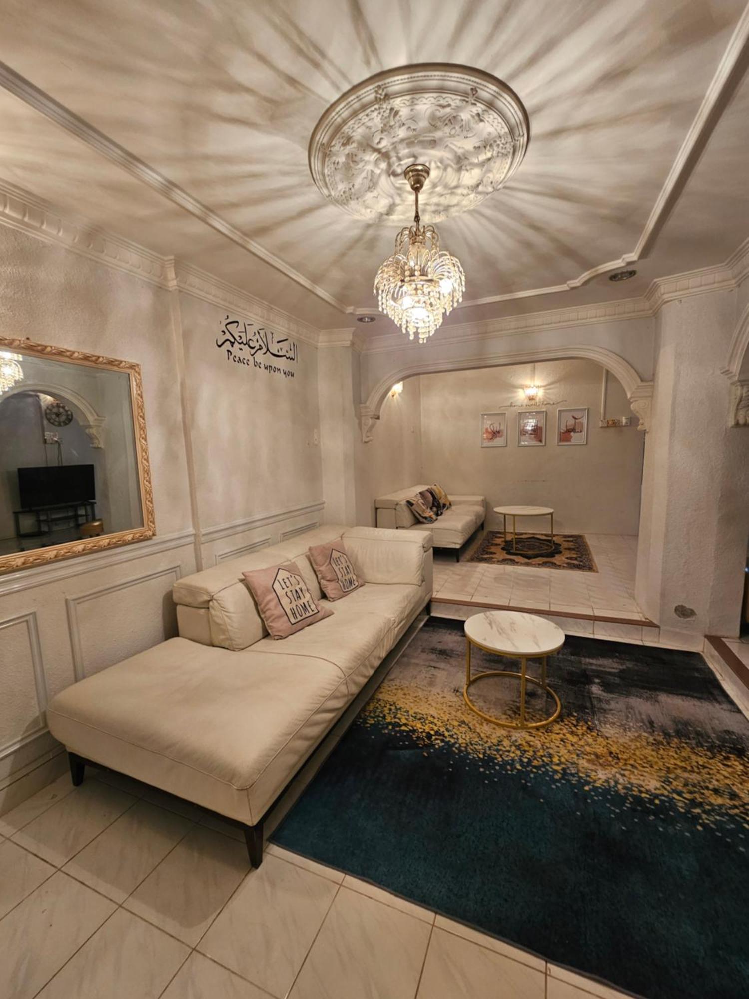 Ruhani Homestay 3 Kb - 4 Bedroom Fully Airconditioned With Wifi & Netflix Kota Bharu Exterior photo